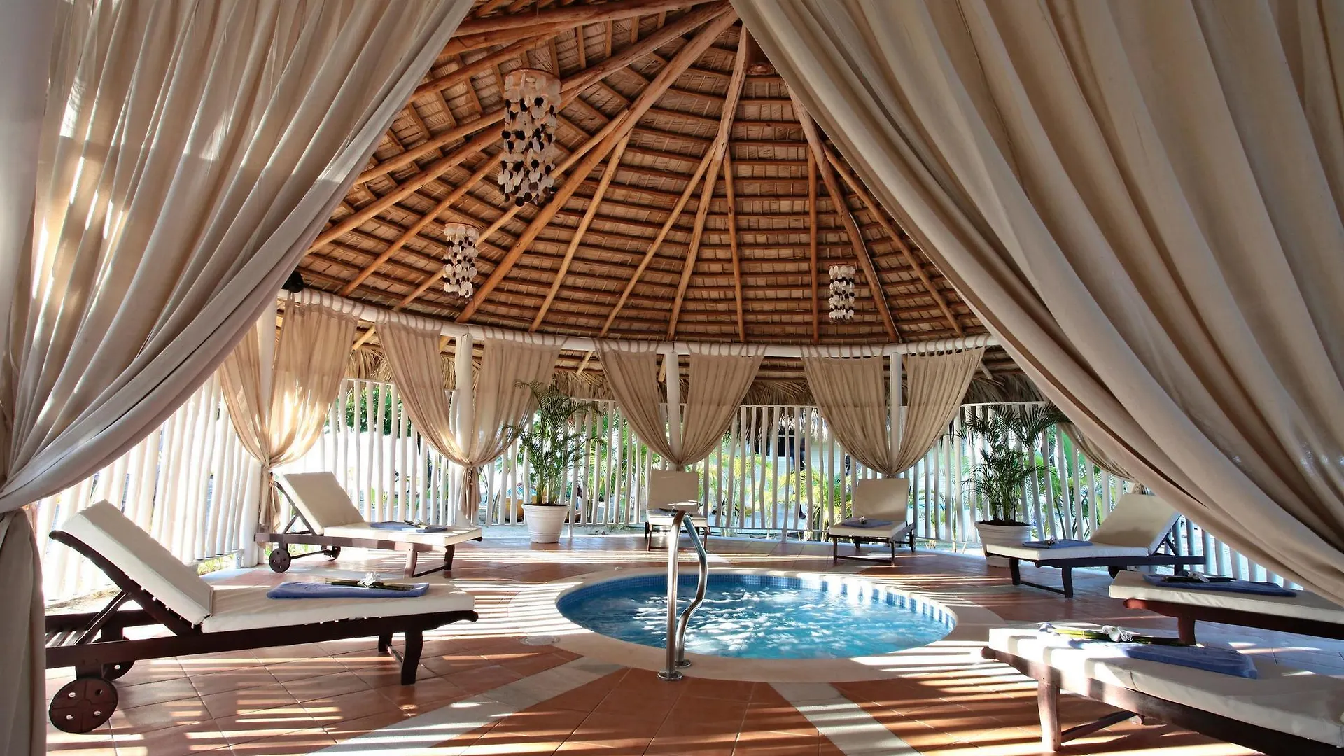 Bahia Principe Grand El Portillo Las Terrenas 5*,