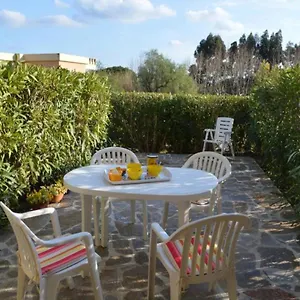 Le Lavandou, 1 Pièce, 4 Personnes - Fr-1-251-187 Appartement Le Lavandou